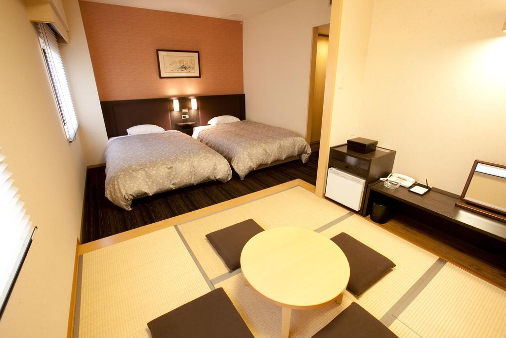 Toyama Manten Hotel Zimmer foto